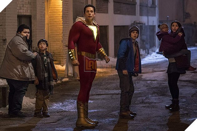 Những lý do Shazam! khiến bạn cười quên lối về P2 