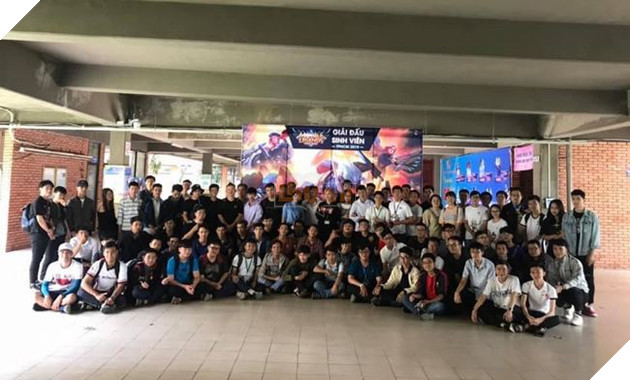 Mobile Legends Bang Bang VNG triển khai giải đấu thể thao điện tử ở trường đại học 6