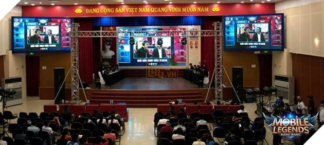 Mobile Legends Bang Bang VNG triển khai giải đấu thể thao điện tử ở trường đại học