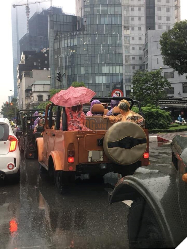  
Ai nói rằng nhà có xe mui trần sướng lắm nào?