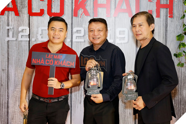 Dàn diễn viên Lật mặt: Nhà có khách cùng các con tham dự sự kiện công chiếu phim 32