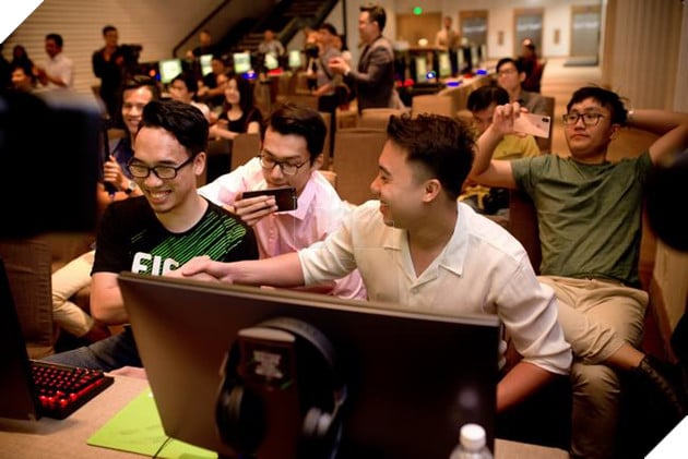 Dàn Streamers, Youtubers hùng hậu nhất Việt Nam hội tụ tại Shape Your Football của FIFA ONLINE 4 12