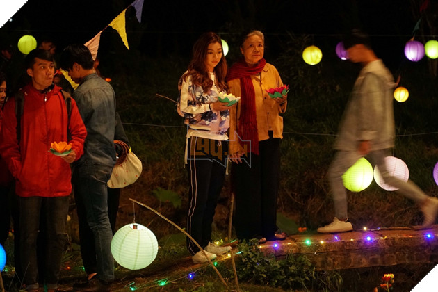 Review Lật mặt: Nhà có khách : Cười té ghế, sợ thót tim nhưng vẫn lấy nước mắt khán giả 4