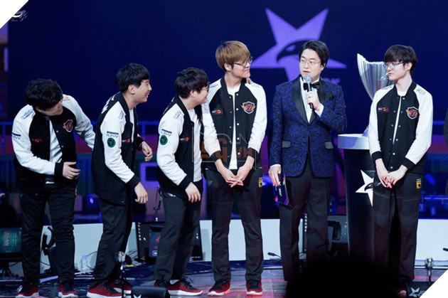 LMHT: Faker khóc hết nước mắt nhưng Khan thì lại cười rớt cả quai hàm 4