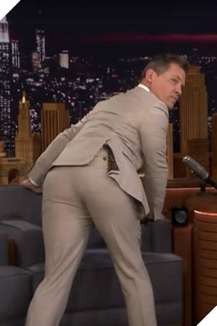 Ngắm nhìn những khoảnh khắc dí dỏm của gã ác nhân Thanos khi không đóng phim 10