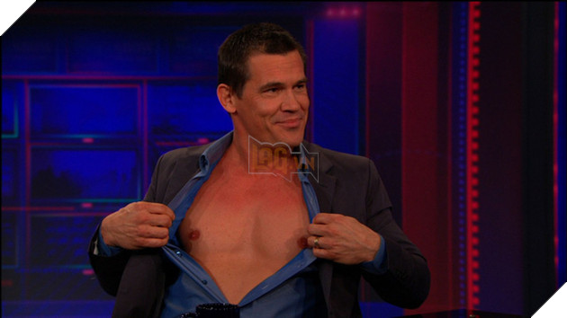 Ngắm nhìn những khoảnh khắc dí dỏm của gã ác nhân Thanos khi không đóng phim 14