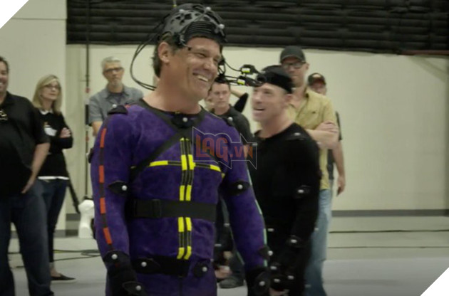 Ngắm nhìn những khoảnh khắc dí dỏm của gã ác nhân Thanos khi không đóng phim 5