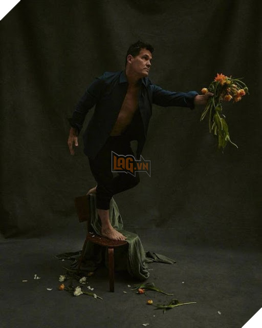 Ngắm nhìn những khoảnh khắc dí dỏm của gã ác nhân Thanos khi không đóng phim 8