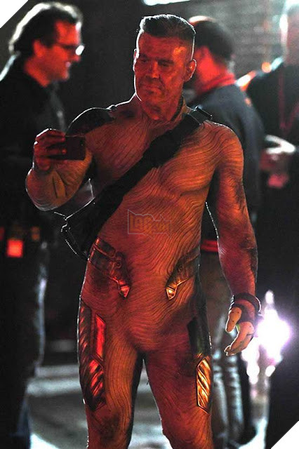 Ngắm nhìn những khoảnh khắc dí dỏm của gã ác nhân Thanos khi không đóng phim 9