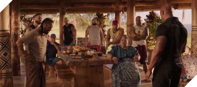  Bộ đôi The Rock và Jason Statham kết hợp trong trailer Fast & Furious: Hobbs & Shaw 7