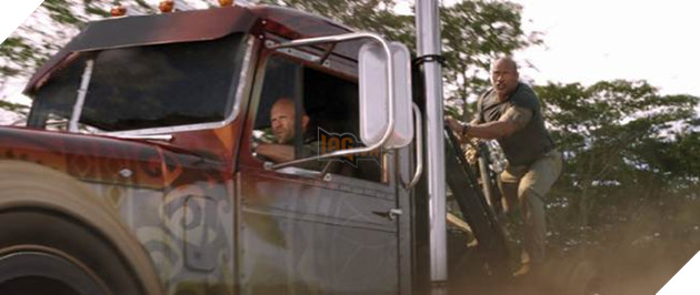  Bộ đôi The Rock và Jason Statham kết hợp trong trailer Fast & Furious: Hobbs & Shaw 6