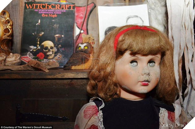 Bảo tàng ma quái của nhà Warren có gì mà lại là nguồn cảm hứng cho vũ trụ The Conjuring? 4