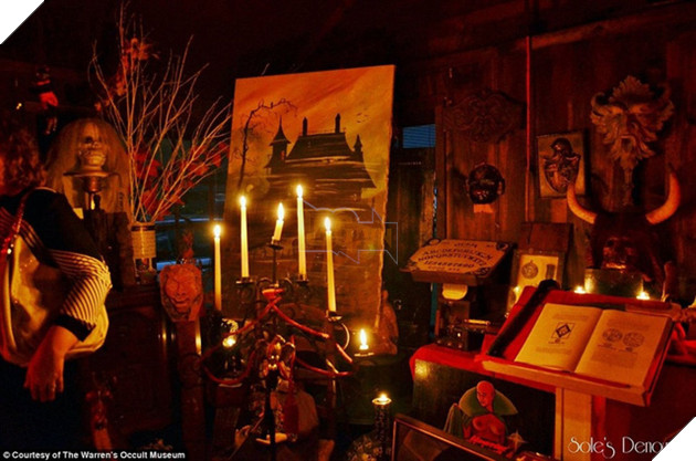 Bảo tàng ma quái của nhà Warren có gì mà lại là nguồn cảm hứng cho vũ trụ The Conjuring? 5