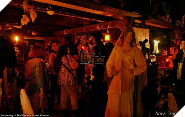 Bảo tàng ma quái của nhà Warren có gì mà lại là nguồn cảm hứng cho vũ trụ The Conjuring? 9