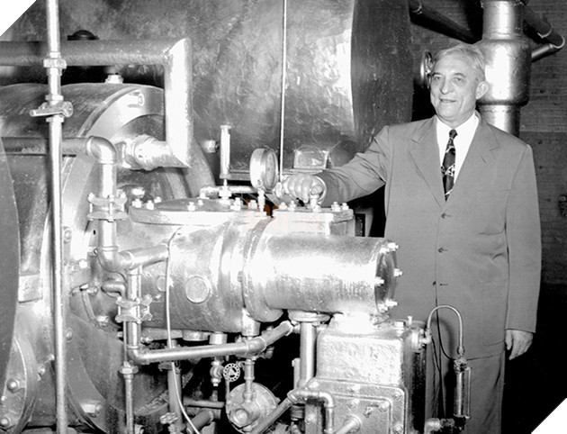 Giữa cái nắng đổ lửa thì chúng ta nên cám ơn người đàn ông này 3