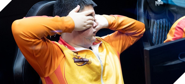 LMHT: Có một đội tuyển vừa bị cấm vĩnh viễn khỏi đấu trường Chuyển nghiệp