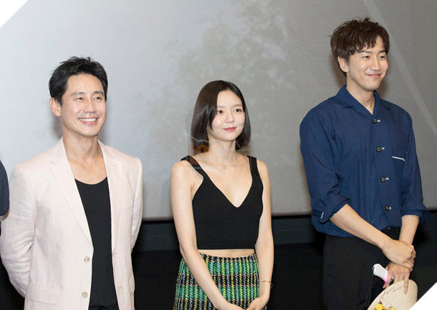  Lee Kwang Soo về Việt Nam - Theo chân hươu cao cổ quảng bá phim Thằng em lý tưởng  16