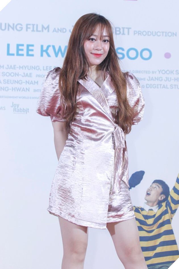 Lee Kwang Soo góp mặt cùng Jun Phạm và Trấn Thành tại sự kiện thảm đỏ phim Thằng em lý tưởng 21