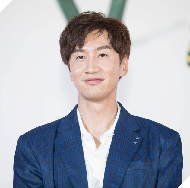 Lee Kwang Soo góp mặt cùng Jun Phạm và Trấn Thành tại sự kiện thảm đỏ phim Thằng em lý tưởng 3