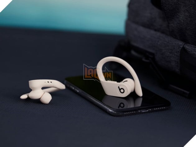 Có nên đeo AirPods khi tập luyện thể thao không?  6