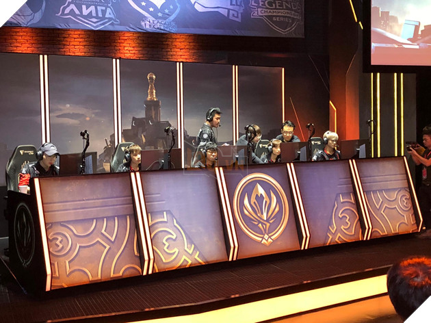 MSI 2019 - Ngày 1 Khởi động Chi tiết bầu không khí nồng nhiệt và các cặp đấu trong ngày 1 tháng 5 11