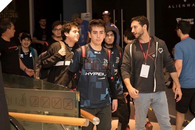 LMHT: MSI 2019 - Ngày 2 Khởi động: PVB giành thắng lợi trong trận đầu tiên, đặt một chân vào vòng trong 20