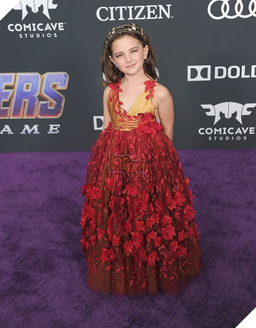 Ngắm nhìn gương mặt đáng yêu của cô con gái Iron Man trong Avengers: Endgame 8