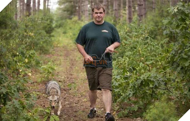 bắt cún về nuôi hóa ra là con sói