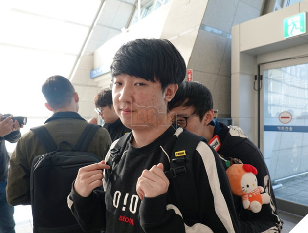 LMHT: Team SKT T1 đã tới sân bay, thẳng tiến Việt Nam khởi đầu hành trình chinh phục MSI 2019 - Ảnh 4.