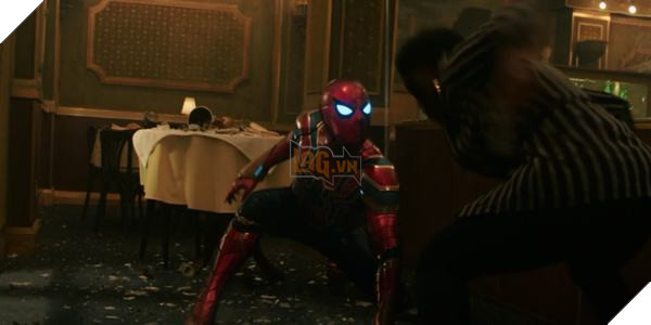 Những bí mật ẩn mình trong trailer mới của Spider-Man: Far From Home 5