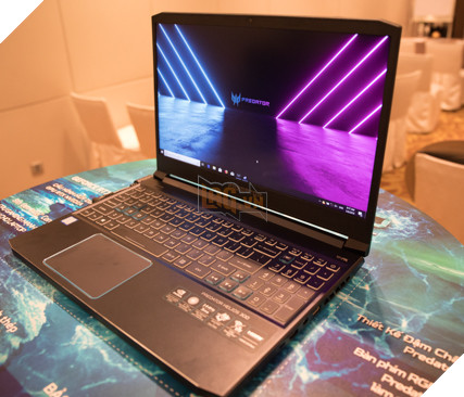 Đánh giá chi tiết Predator Helios 300 phiên bản 2019 của Acer 4