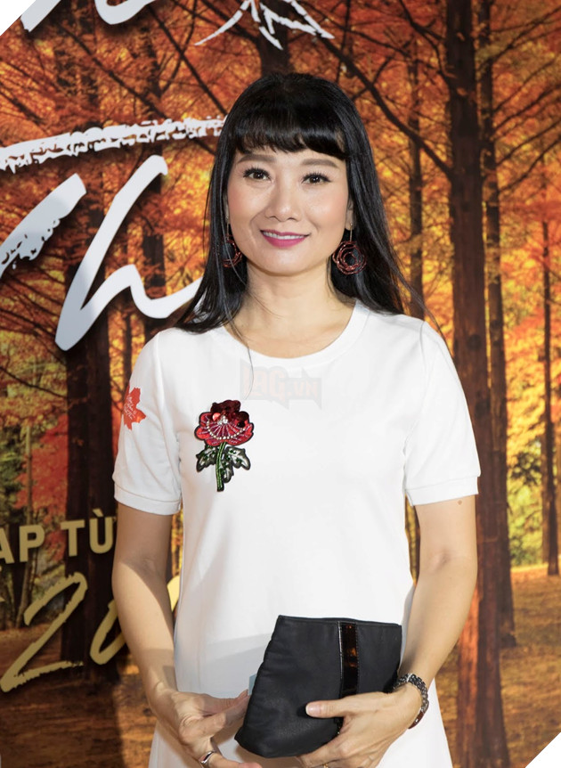 Mặc kệ trời mưa, dàn sao Việt vẫn đổ bộ họp báo Ước hẹn mùa thu 12