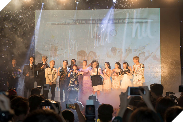 Mặc kệ trời mưa, dàn sao Việt vẫn đổ bộ họp báo Ước hẹn mùa thu 34