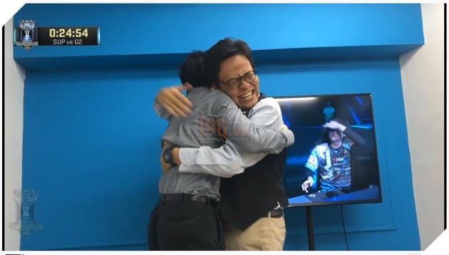 LMHT: BLV khóc khi PVB chiến thắng và phản ứng cảm động của cộng đồng Reddit 3