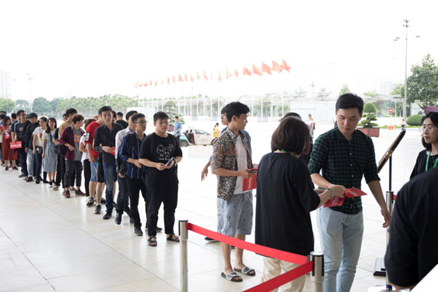 Không khí MSI 2019 Ngày 3: Cả gia đình Xmithie Team Liquid cùng đến ủng hộ đội tuyển 4