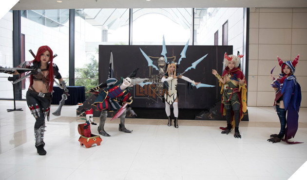 Không khí MSI 2019 Ngày 3: Cả gia đình Xmithie Team Liquid cùng đến ủng hộ đội tuyển 5