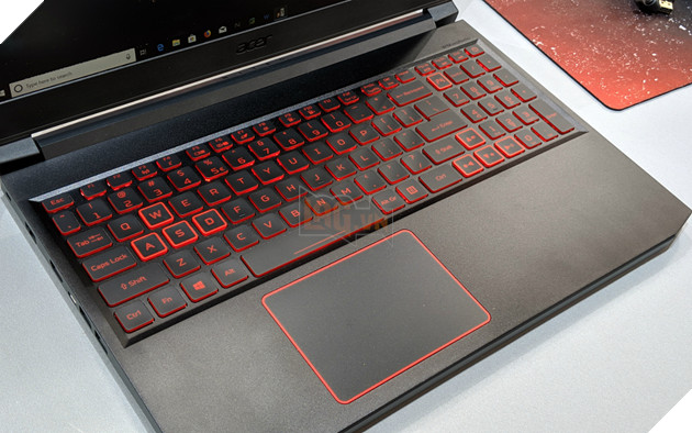 Laptop gaming Acer Nitro 7: Thiết kế cực ngầu kèm theo nội lực mạnh mẽ 6