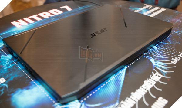 Laptop gaming Acer Nitro 7: Thiết kế cực ngầu kèm theo nội lực mạnh mẽ 2