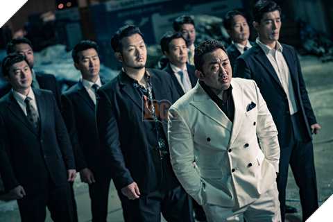 Đầu gấu Ma Dong Seok bị rạch bụng lấy mật trong phim mới Trùm, cớm và ác quỷ 2