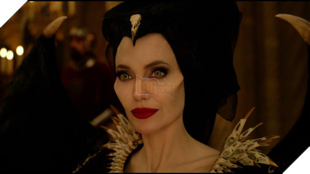 Angelina Jolie xinh đẹp và đầy bí ẩn trong trailer Tiên hắc ám 2 6