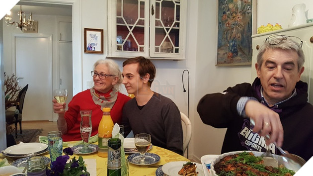 MSI 2019: Những anh hùng luôn dõi theo từng bước của các tuyển thủ 4