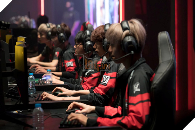 HLV Ren: Tôi xin chịu mọi trách nhiệm về việc thi đấu của PVB  3