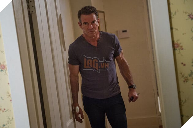 Kẻ xâm nhập bí ẩn: Bạn sẽ không dám ở nhà to sau khi xem phim 4