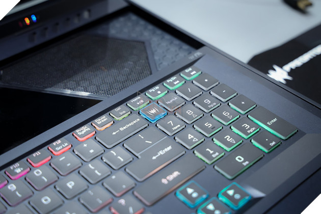 Acer: Đánh giá chi tiết cổ máy chiến game Predator Helios 700 5