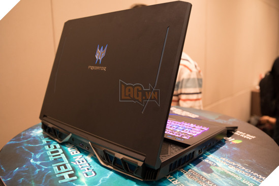 Acer: Đánh giá chi tiết cổ máy chiến game Predator Helios 700 2