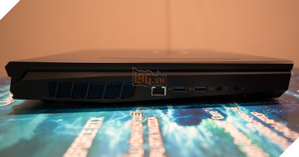 Acer: Đánh giá chi tiết cổ máy chiến game Predator Helios 700 7