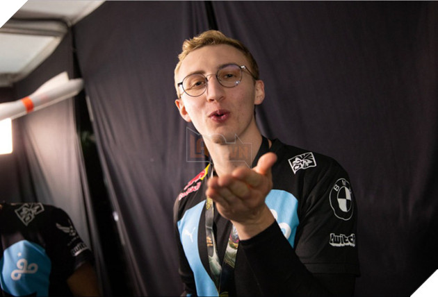 LMHT: Tuyển thủ C9 bị cộng đồng dọa đánh khi trù Team Liquid bị lật kèo 2