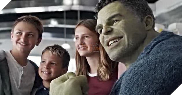 Avengers Endgame: Marvel hé lộ không ai có thể búng tay cứu người trừ bộ não của Hulk