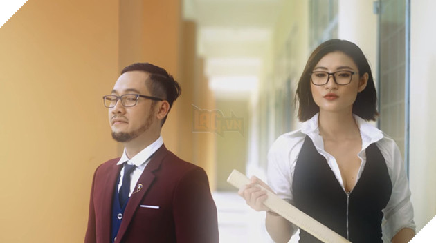 LMHT: Cô giáo Linh Dolce là ai mà khiến cho game thủ phải xao xuyến như thế? 3