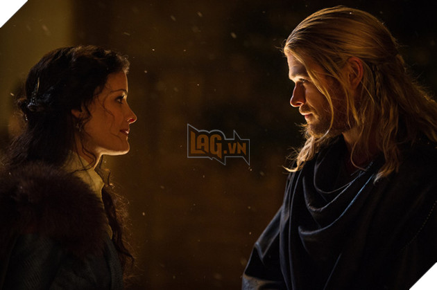 Không giống Avengers: Endgame, phiên bản Thor bụng phệ không hề xứng đáng để nâng được búa thần Mjolnir - Ảnh 3.